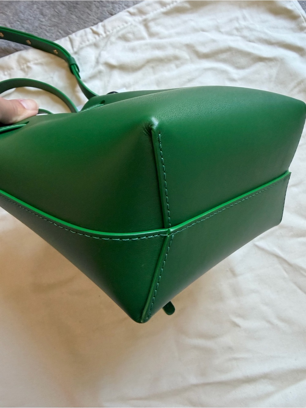 Mansur Gavriel Mini Mini Bucket Bag in Leaf - Picture 5 of 7